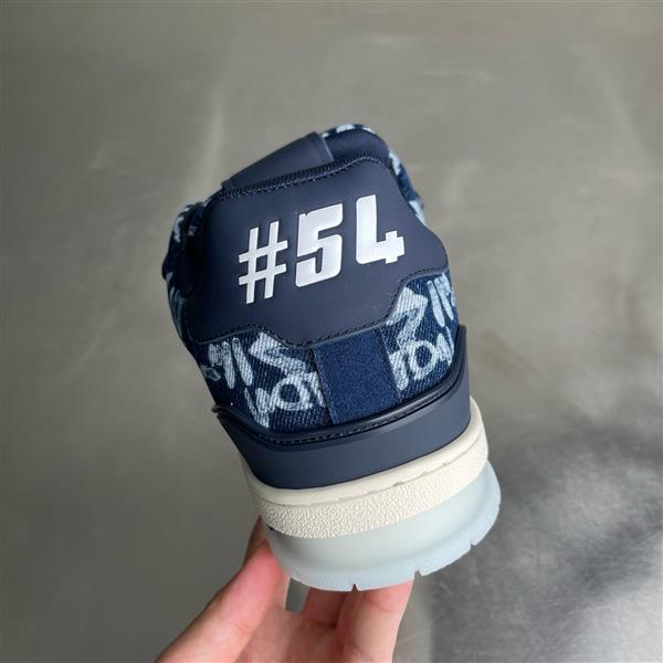 2025112815404725 390